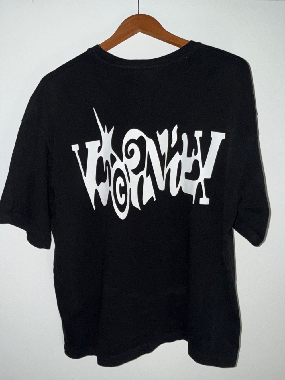 German Brand Vicinity T-Shirt- Sz M